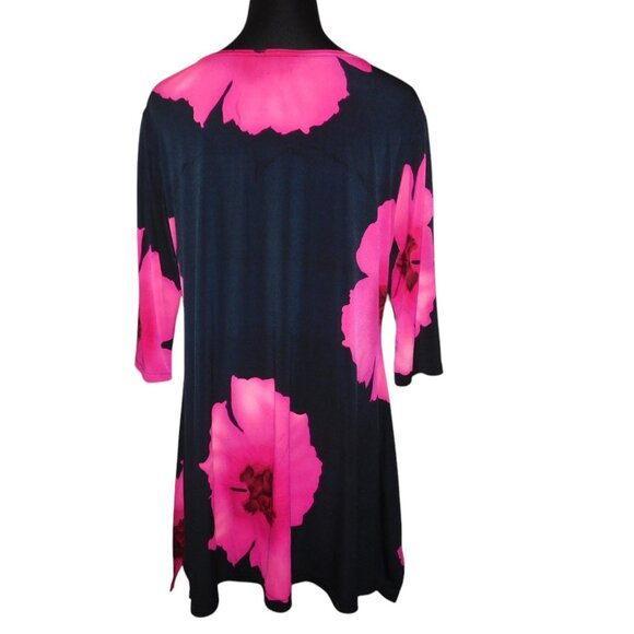 Inchanted Floral Tunic 3/4 Sleeve Top Size Medium - Picture 3 of 6